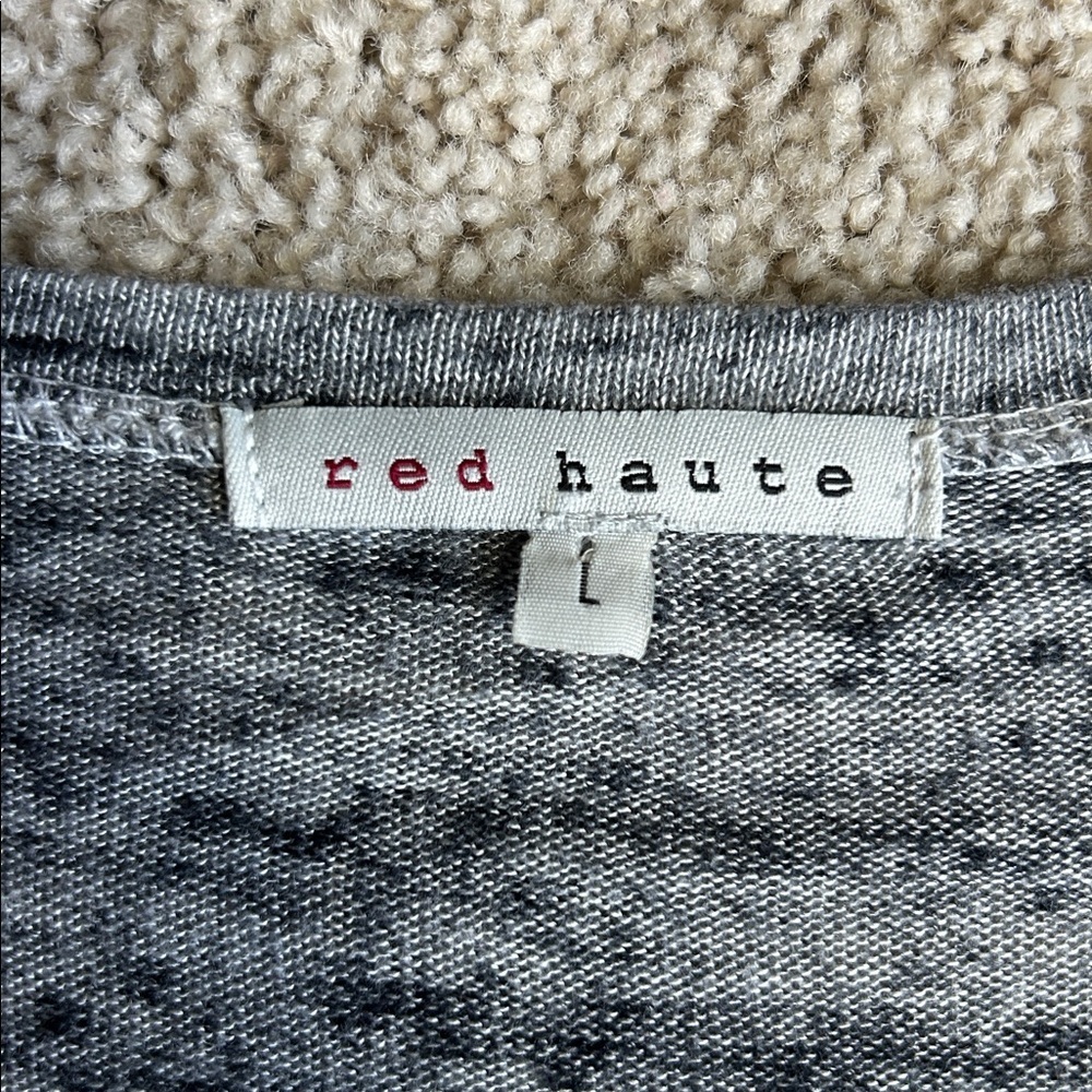 RED HAUTE LIGHTWEIGHT SWEATER - Picture 5 of 5